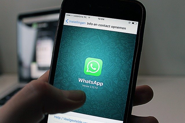 Jak stáhnout fotky z WhatsApp?